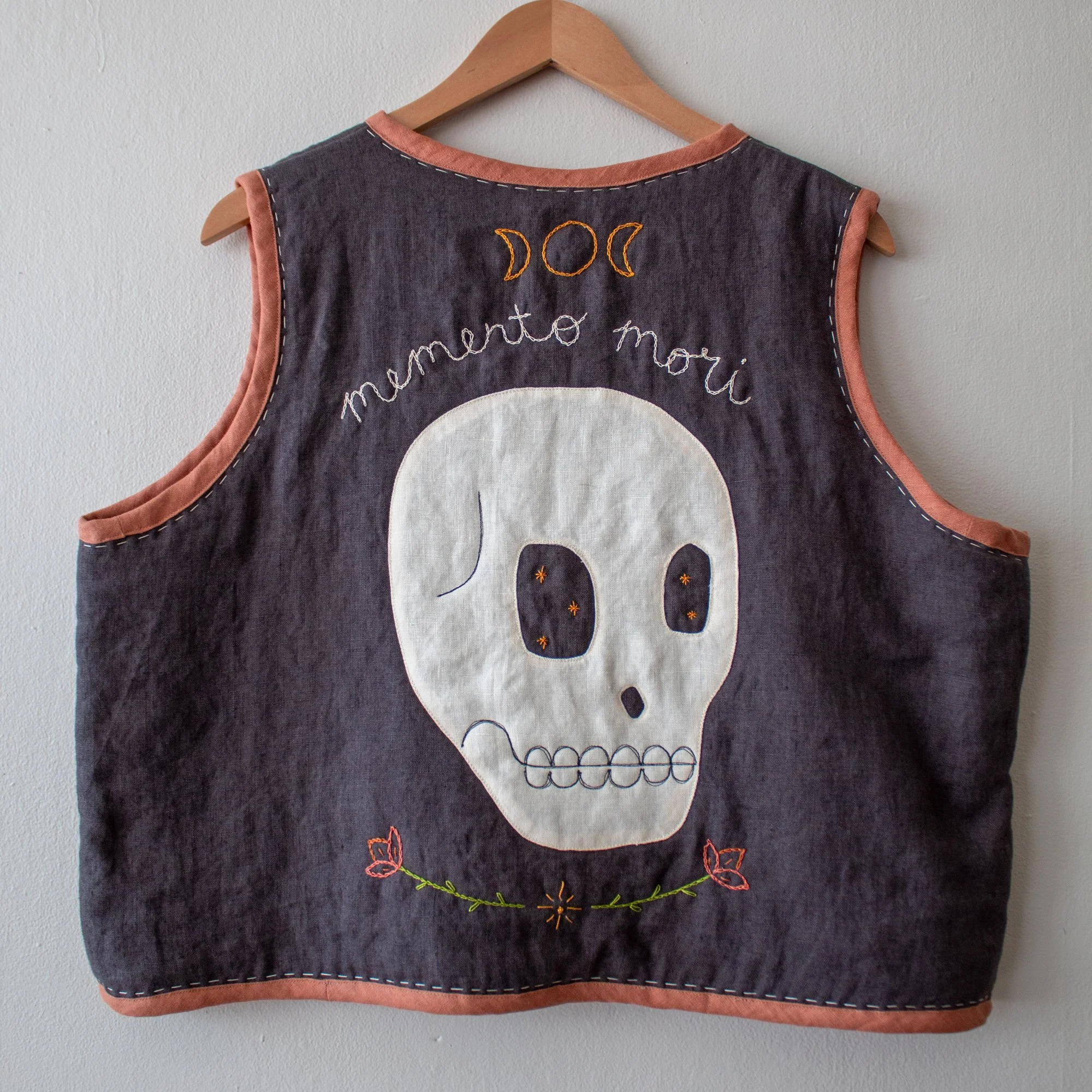 WC14 - Magic Vest: Memento Mori - size 2 — Thread + Sprout
